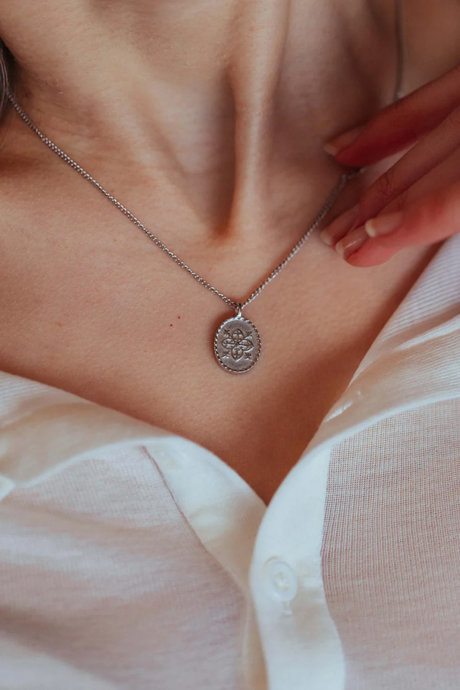 Clovis Necklace, Silver - Image 4