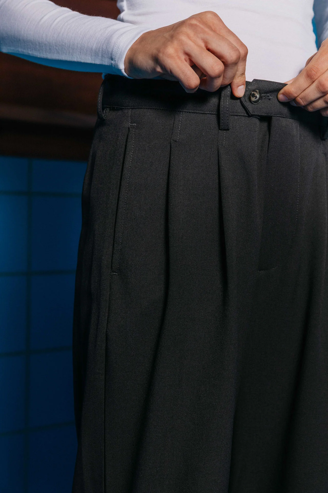 Emeric Pleated Trousers - Image 10