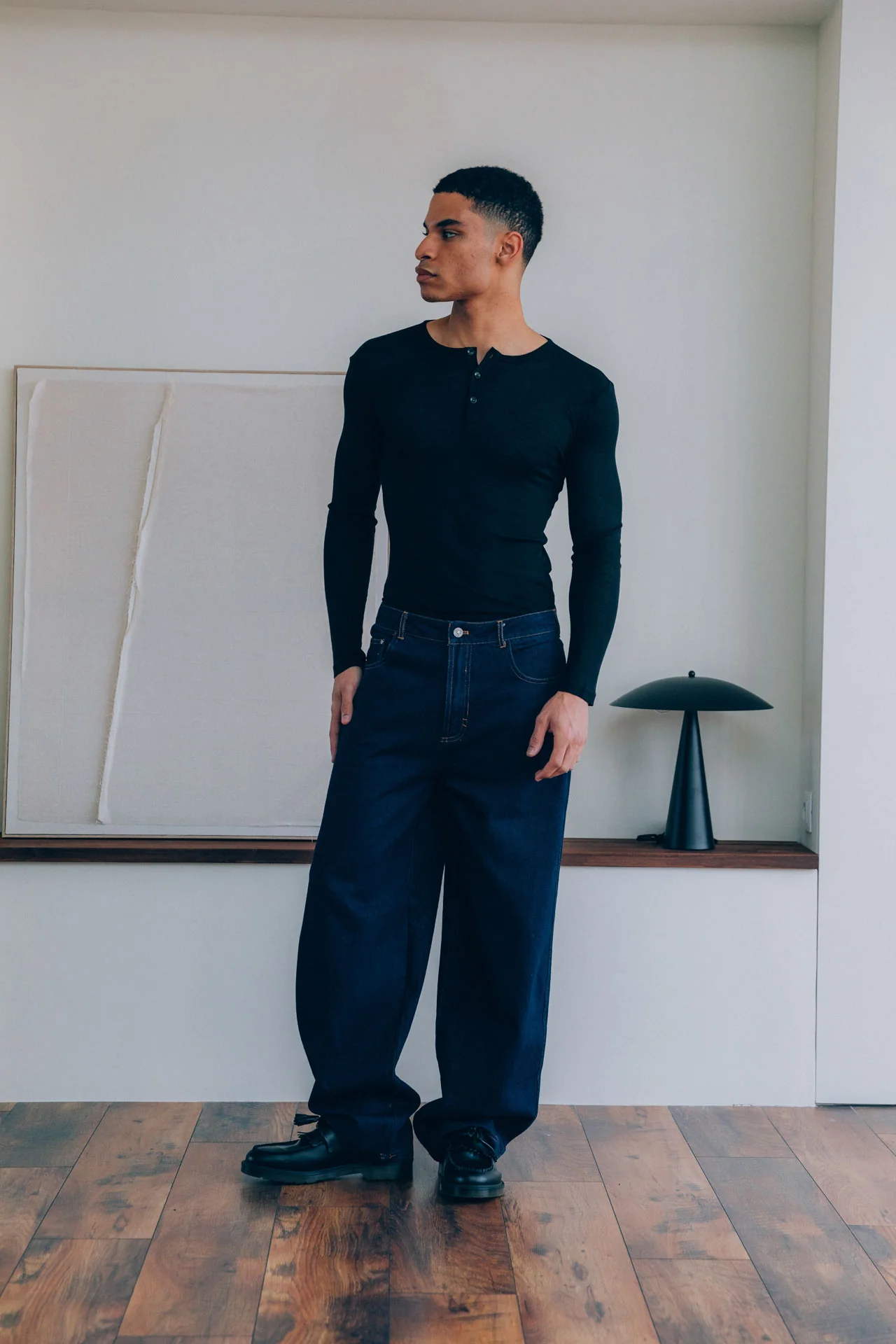 Hugh Tencel Henley, Black - Image 6