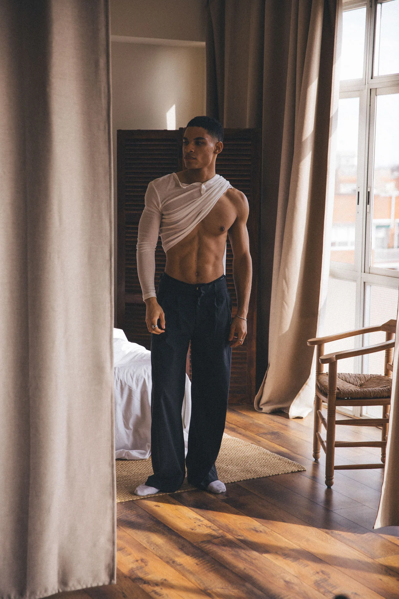 Hugh Tencel Henley, White - Image 18