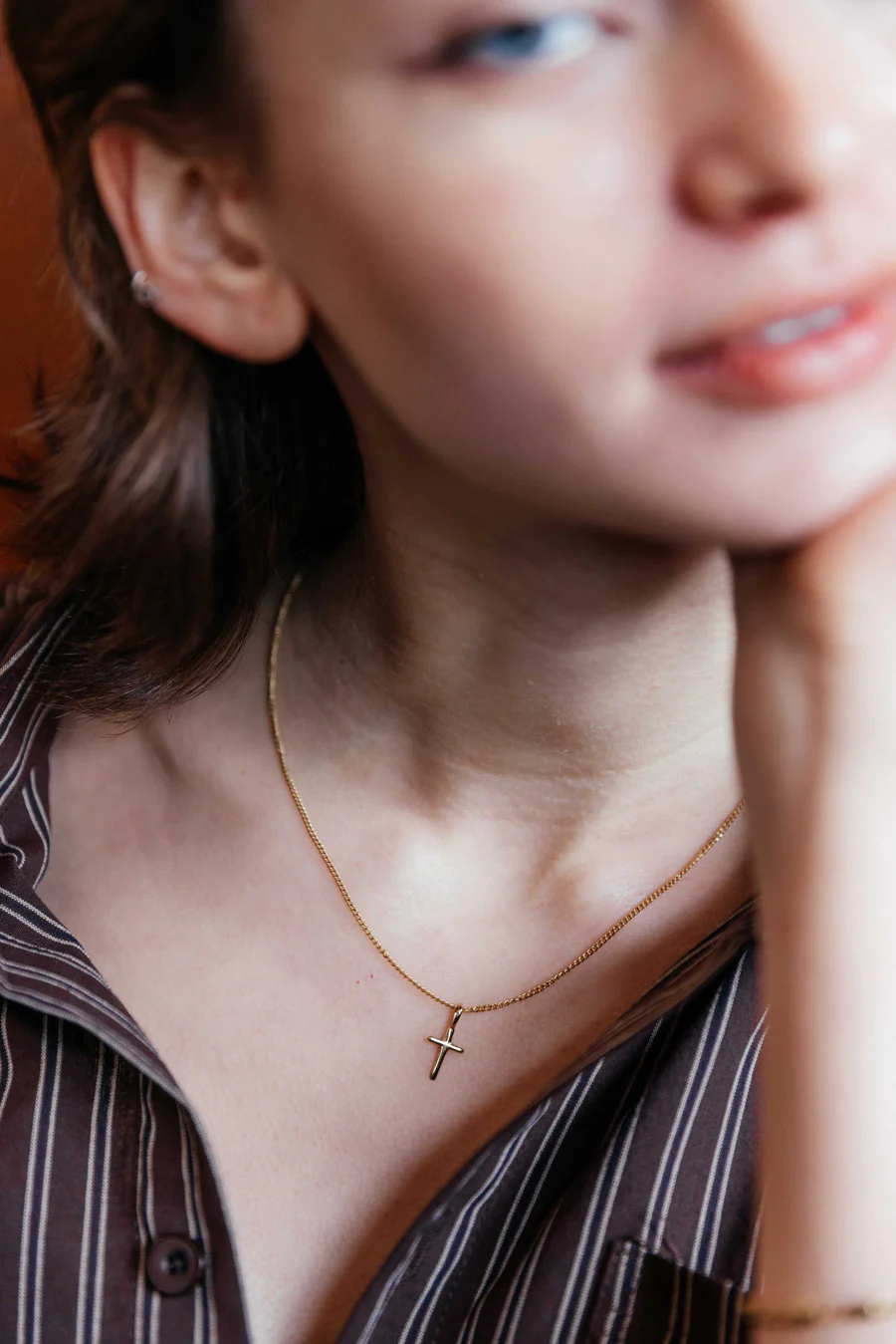 Laszlo Necklace, Gold - Image 4